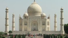 Гигантско копие на Тадж Махал строят в Дубай