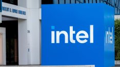 Инвеститорите отново обичат Intel, но това все пак не решава проблемите ѝ