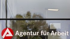 Броят на безработните в Германия продължава да намалява