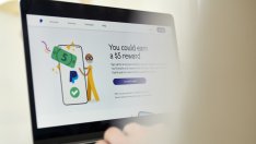 PayPal понижи прогнозата за годишните си приходи и се срина с 14% на борсата