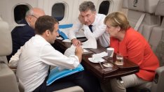 Във френско-германския дует всичко зависи от Ангела Меркел