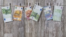 Парламентът гласува на първо четене една институция да следи за прането на пари