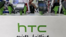 HTC продължава да отчита загуби