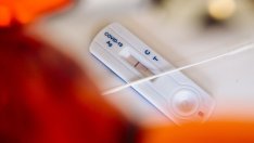 Спад на дела на заразените от почти 30% до 22,88%