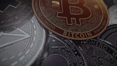 Китайската цифрова валута ще предизвика надбягване сред търговските банки