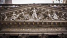 Борсовите индекси в САЩ се движат в тесни граници*