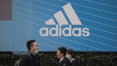 Китайските пандемични мерки възпират растежа на Adidas