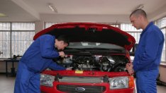 Предстоят промени в трудовото законодателство заради дуалното обучение