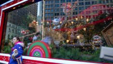 Продажбите по празниците в САЩ ще нараснат с най-бавния си темп от 5 години