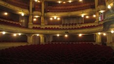 Как ще повлияят технологиите на сценичните изкуства в бъдеще?