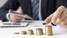 Общо 61% от участниците в проучване на КФН са напълно удовлетворени от инвестиционните услуги