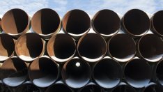 Байдън временно спря новите сондажи за петрол и газ във федерални площи