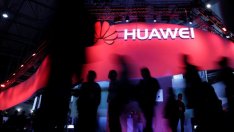 Япония може да забрани правителствените договори с Huawei и ZTE