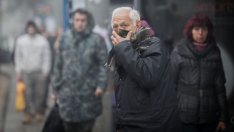 Колко станции за измерване на чистотата на въздуха са необходими в София?