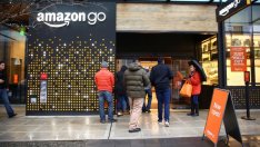 Amazon обмисля да открие автоматизирани магазини и на американски летища