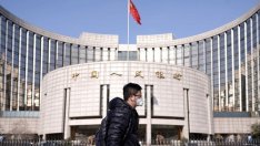 Икономисти очакват първо тримесечно свиване на китайската икономика от 1992 г.