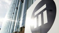 Големи щети свиват печалбата на презастрахователя Swiss Re