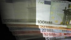 Балансът по текущата сметка на България отново излезе на минус