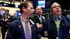 Wall Street се изнерви от готвени мерки на Тръмп за митата на стоманата