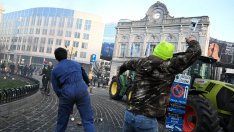 Европа се препъва в опита си да заобиколи световния ред на Тръмп