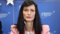 Мария Габриел ще предложи съставяне на експертно правителство за една година