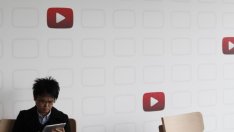 YouTube утроява приходите си от мобилна реклама