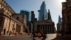 АЦБ: Големите британски банки имат достатъчно сила да се справят с COVID и Brexit