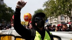 Защо протестите в Москва и Париж не могат да се сравняват?