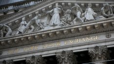 Акциите на Wall Street поевтиняват, трейдърите очакват изявлението на Джером Пауъл*