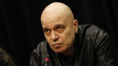 Слави Трифонов заплаши с възмездие заради проваления проект за нови изборни правила