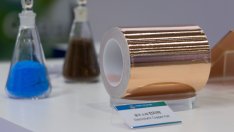 Китайски производител на материали за електромобилни батерии готви листване в САЩ