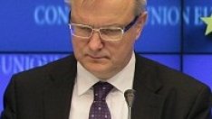 Оли Рен: Спешно трябва да приемем нови мерки за стабилизиране на еврото