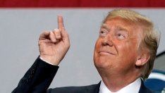 За 2 години мотото "Америка на първо място" се трансформира в "Тръмп на първо място"