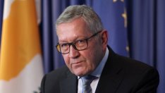 Техническата работа по облекчаването на гръцкия дълг е започнала