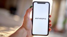 Anthropic пусна чатбота Claude и абонаментни планове в Европа