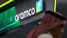 Саудитска Арабия планира продажба на акции на Saudi Aramco