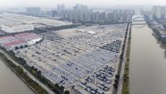 Ценовата война в Китай подхранва опасения за големи сътресения в автомобилната индустрия