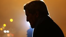 Bloomberg: Кери ще притисне София да сложи край на руската енергийна зависимост