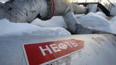 "Роснефт" съобщи за "перфектна буря", изяла 73% от печалбата през 2025 г.