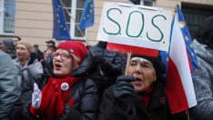 ЕК започва нова процедура срещу Полша заради съдебната реформа