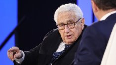 Кисинджър: Геополитиката днес изисква "Никсънова гъвкавост"