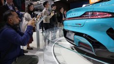 Xiaomi буди притеснения сред китайските производители на електромобили