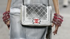 Chanel увеличава цените на луксозните си чанти в Европа
