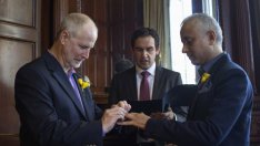 Как влияят на икономиката гей браковете в САЩ?