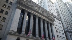 Американската икономика е опасно зависима от прищявките на Wall Street