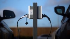 Apple преговаря с китайски концерни за производство на батерии за електромобили