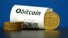 Bitcoin прескочи 1 000 долара за първи път от 2013 г.