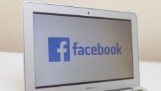 Facebook ще позволи на служителите си да работят от вкъщи до юли 2021 г.