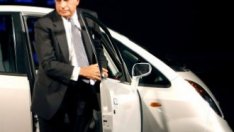 Индийският автомобилопроизводител Tata Motors утрои годишната си печалба