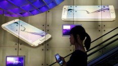 Защо Samsung не иска да ползвате един телефон дълго?